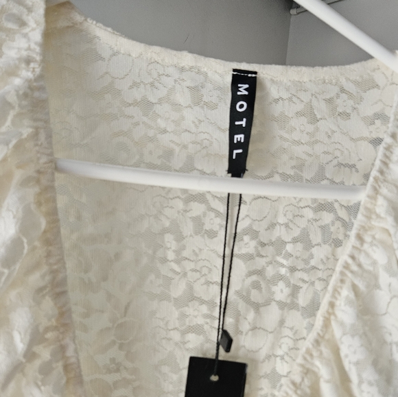 BNWT MOTEL ROCKS lace ruffle blouse - Picture 5 of 7